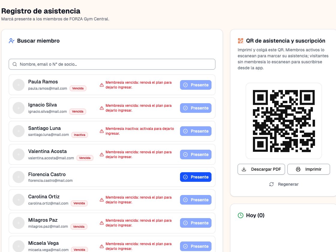 Check-in en el CRM: lista de socios con aviso de membresía vencida y QR de asistencia del centro